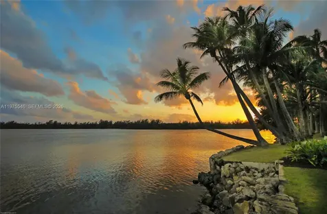 6 Riverview Road Jupiter Island FL 33455