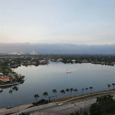 1201 S Ocean Drive Hollywood FL 33019
