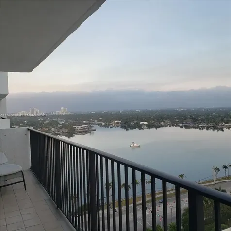1201 S Ocean Drive Hollywood FL 33019