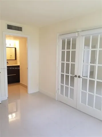 20500 W Country Club Drive Aventura FL 33180