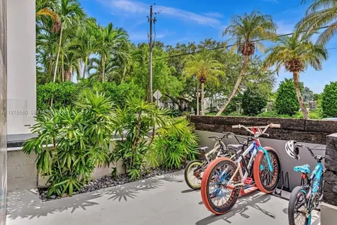 19801 NE 23rd Avenue Miami FL 33180