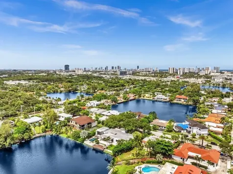 19801 NE 23rd Avenue Miami FL 33180