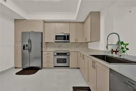 3340 NE 190th Street Aventura FL 33180