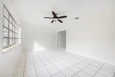 282 NW 41st Avenue Miami FL 33126