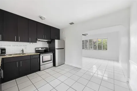 282 NW 41st Avenue Miami FL 33126
