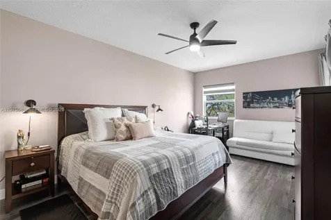 10750 NW 66th Street Doral FL 33178