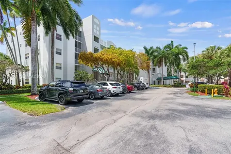 10750 NW 66th Street Doral FL 33178