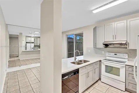 2297 NW 160th Terrace Pembroke Pines FL 33028