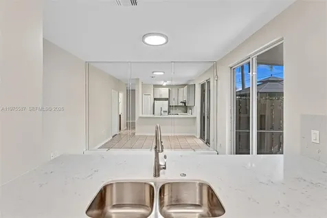 2297 NW 160th Terrace Pembroke Pines FL 33028