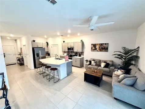 1317 Anchor Bend Way Kissimmee FL 34746