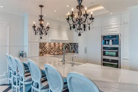 1455 Ocean Drive Miami Beach FL 33139