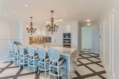 1455 Ocean Drive Miami Beach FL 33139