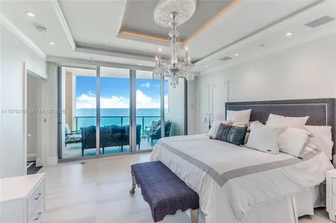 1455 Ocean Drive Miami Beach FL 33139