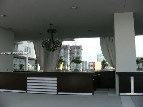 690 SW 1st Court Miami FL 33130