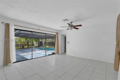 16501 SW 102nd Court Miami FL 33157