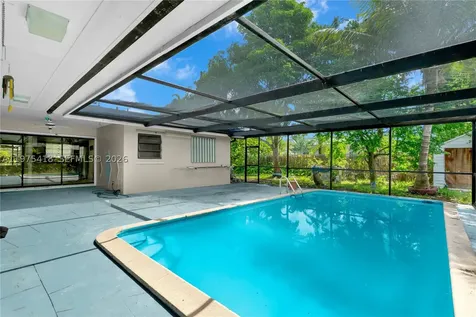 16501 SW 102nd Court Miami FL 33157
