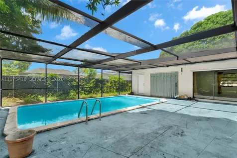 16501 SW 102nd Court Miami FL 33157