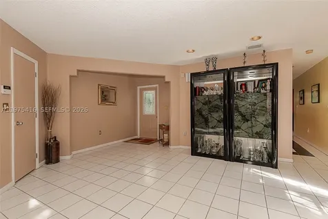 2518 NE 206th Terrace Miami FL 33180