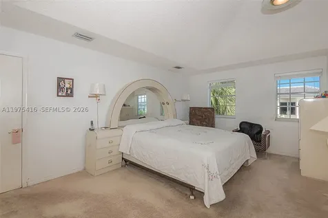 2518 NE 206th Terrace Miami FL 33180