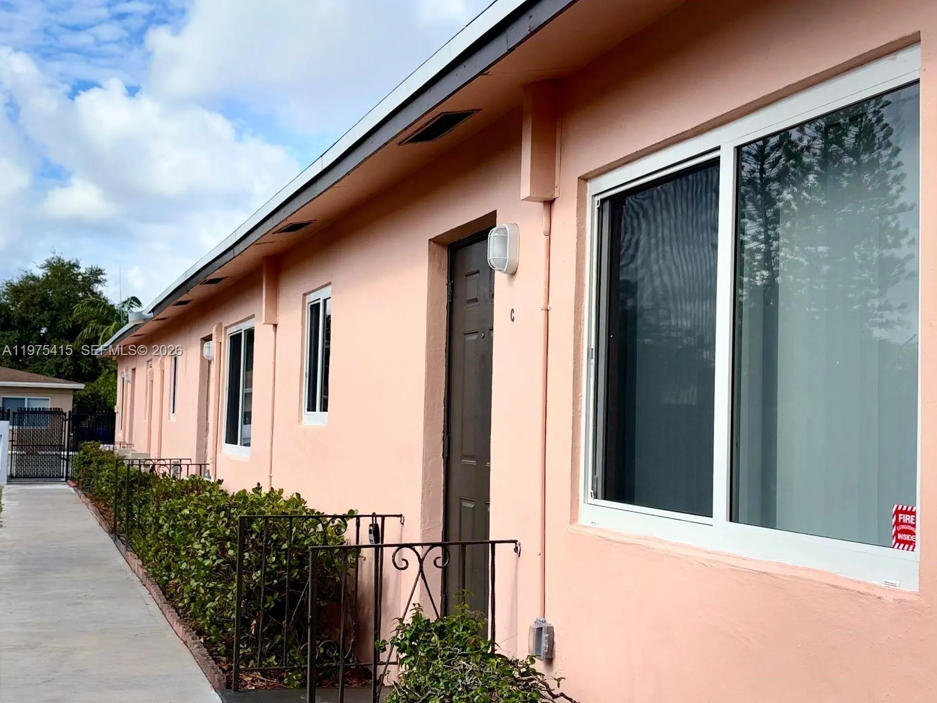 612 NW 10th Terrace Fort Lauderdale FL 33311
