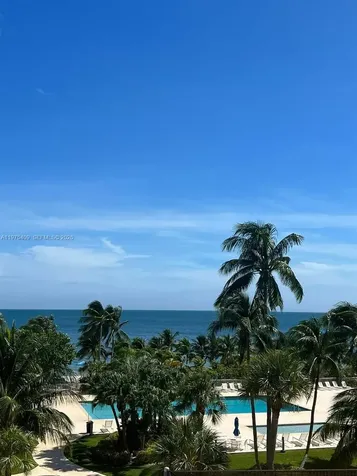 881 Ocean Drive Key Biscayne FL 33149