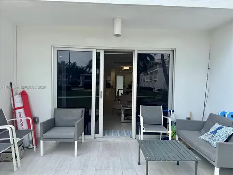 881 Ocean Drive Key Biscayne FL 33149
