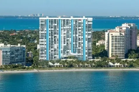 881 Ocean Drive Key Biscayne FL 33149
