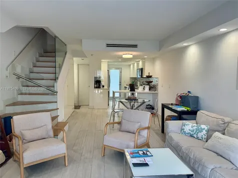 881 Ocean Drive Key Biscayne FL 33149