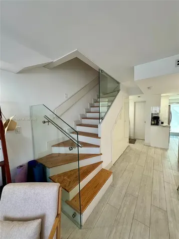 881 Ocean Drive Key Biscayne FL 33149