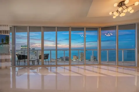 465 Brickell Avenue Miami FL 33131