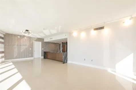 465 Brickell Avenue Miami FL 33131