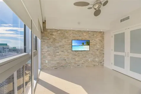 465 Brickell Avenue Miami FL 33131