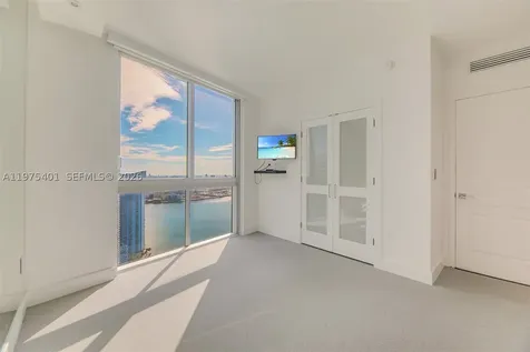 465 Brickell Avenue Miami FL 33131