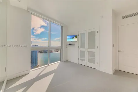 465 Brickell Avenue Miami FL 33131