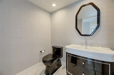 465 Brickell Avenue Miami FL 33131
