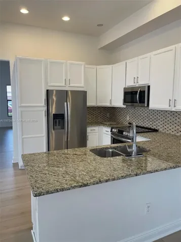 8354 NW 39th Court Cooper City FL 33024