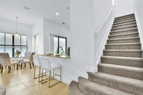 8354 NW 39th Court Cooper City FL 33024