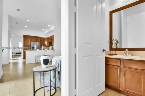 8354 NW 39th Court Cooper City FL 33024