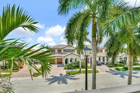 8354 NW 39th Court Cooper City FL 33024