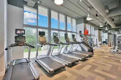 16385 SE Biscayne Boulevard North Miami Beach FL 33160