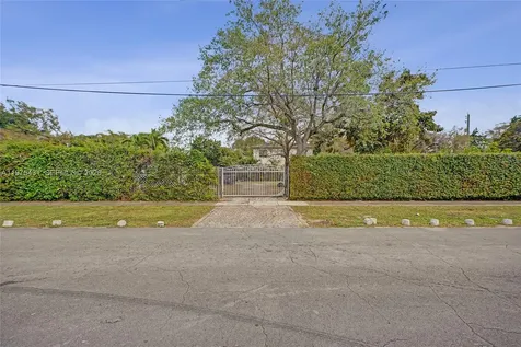 11809 NE 1st Avenue Miami FL 33161
