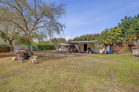 11809 NE 1st Avenue Miami FL 33161