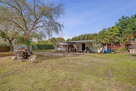 11809 NE 1st Avenue Miami FL 33161
