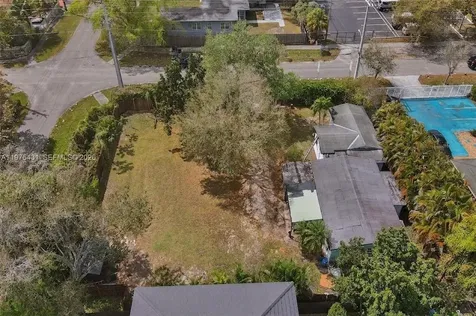 11809 NE 1st Avenue Miami FL 33161