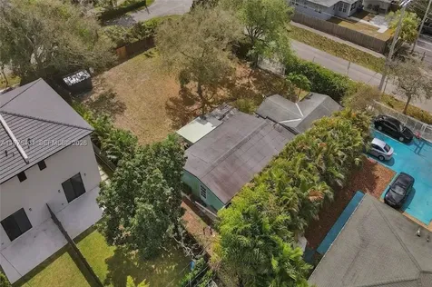 11809 NE 1st Avenue Miami FL 33161