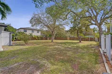11809 NE 1st Avenue Miami FL 33161