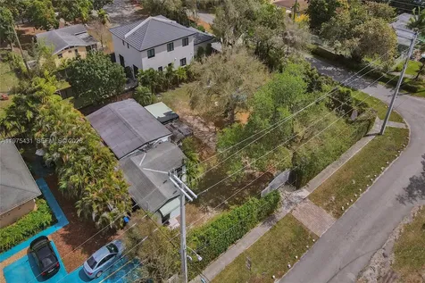 11809 NE 1st Avenue Miami FL 33161