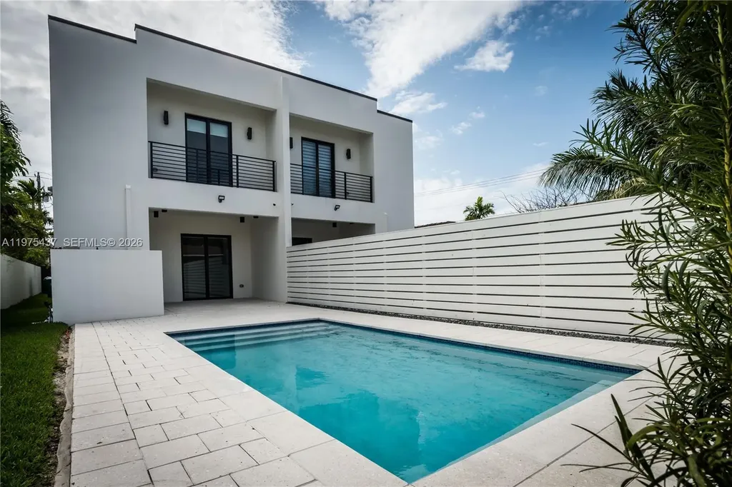 3107 SW 26th Street Miami FL 33133