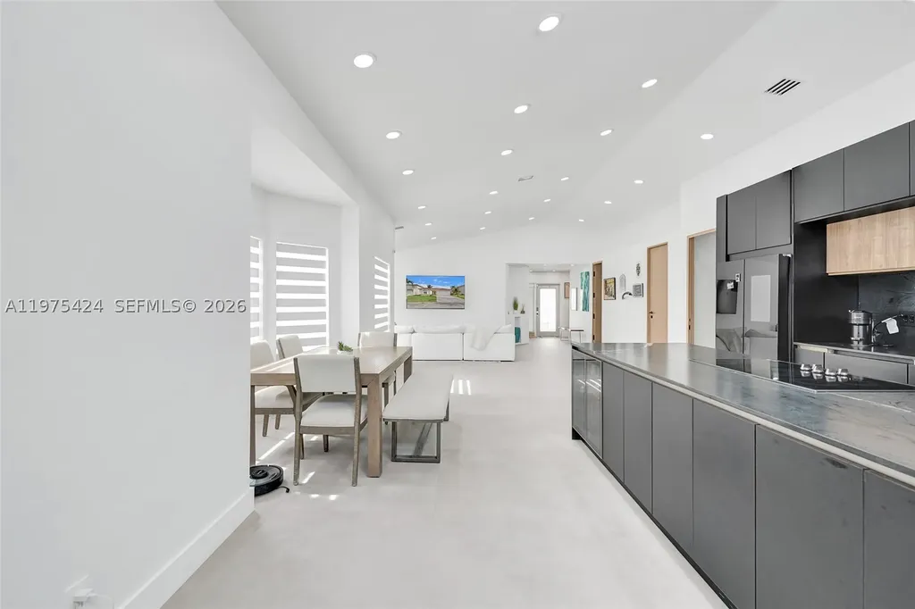 3371 SW 51st Street Hollywood FL 33312