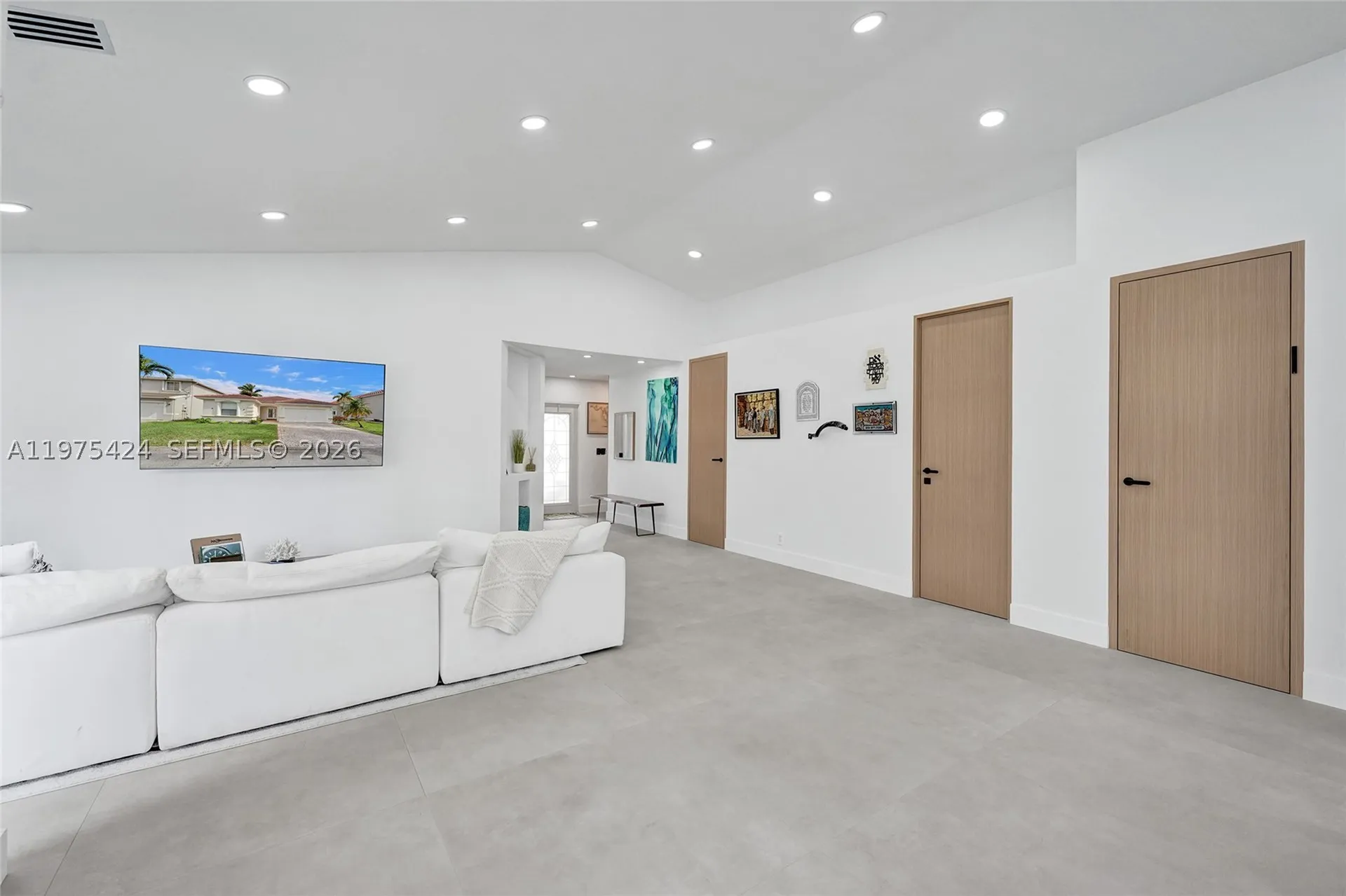 3371 SW 51st Street Hollywood FL 33312
